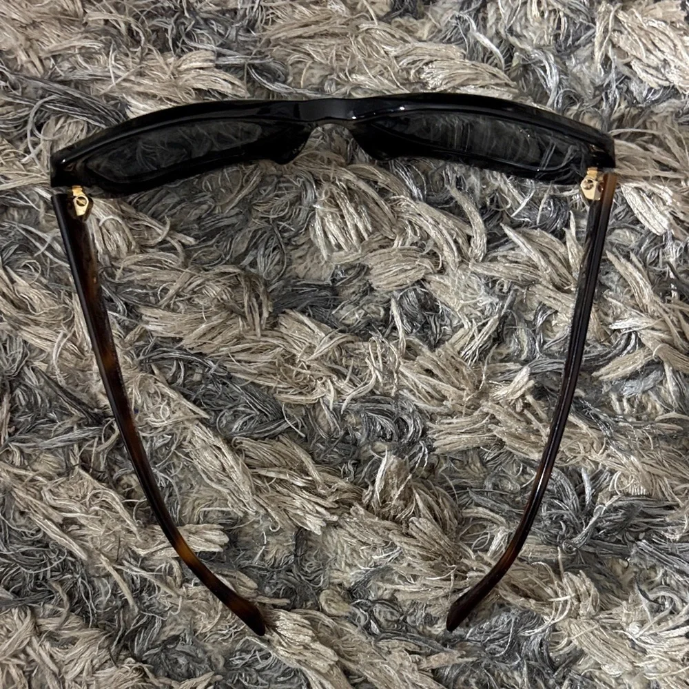 Giorgio Armani AR8002-F Black Tortoise Square Sunglasses Full Set